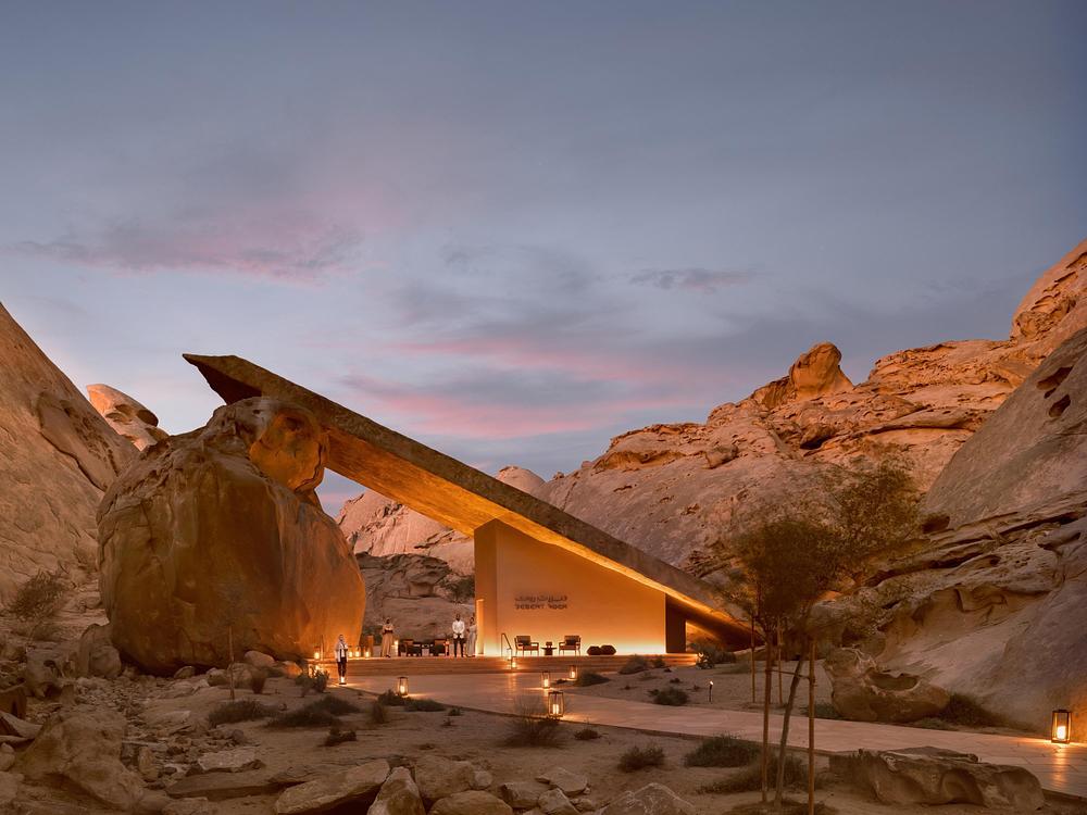 Desert Rock Resort. Delta Lighting Design