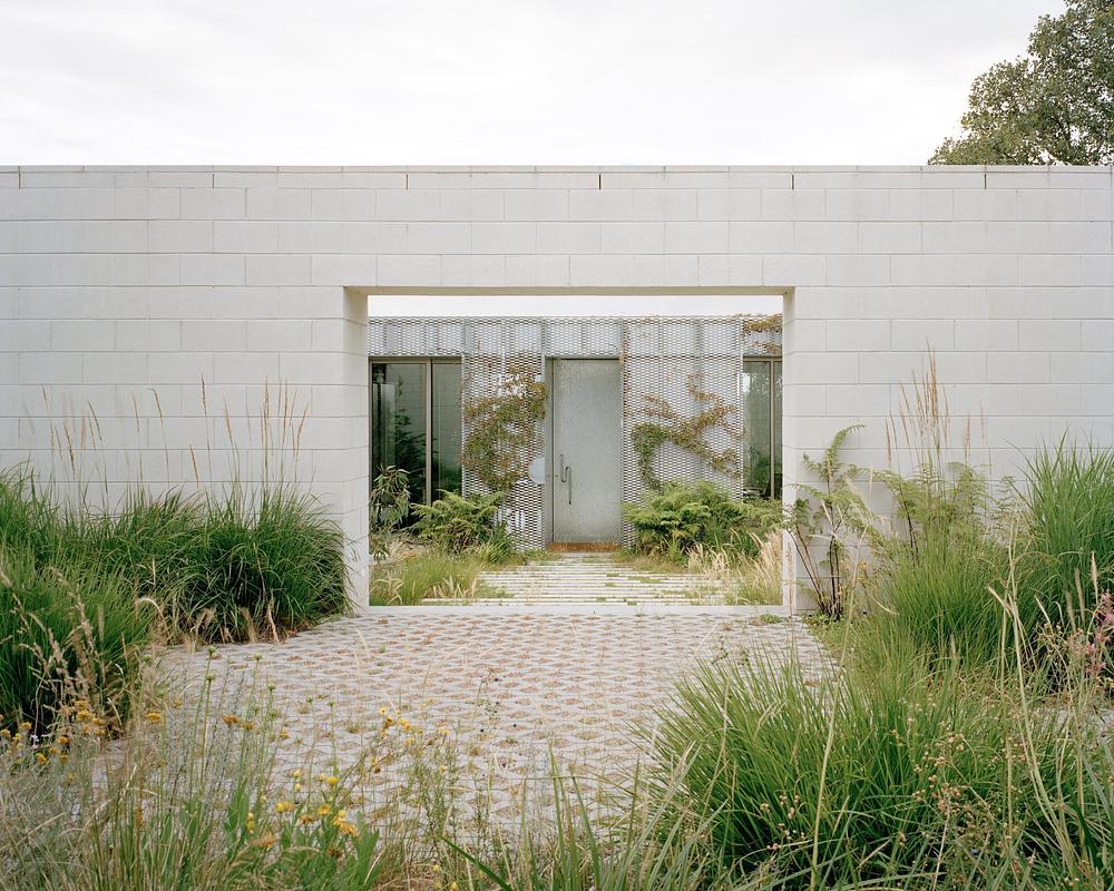 Hedge and Arbour House, Studio Bright, Melbourne, Australia
