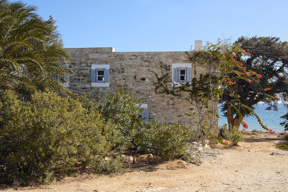 Patitiri House Revives a Cycladic Winepress