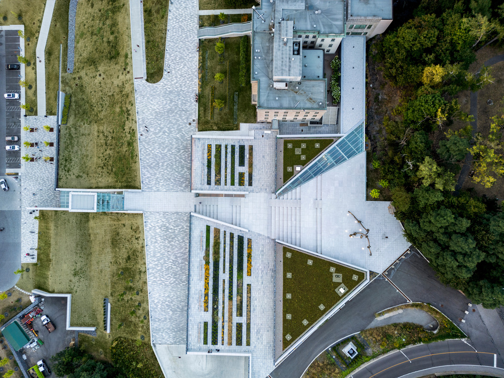 New Welcome Pavilion Redefines Saint Joseph’s Oratory