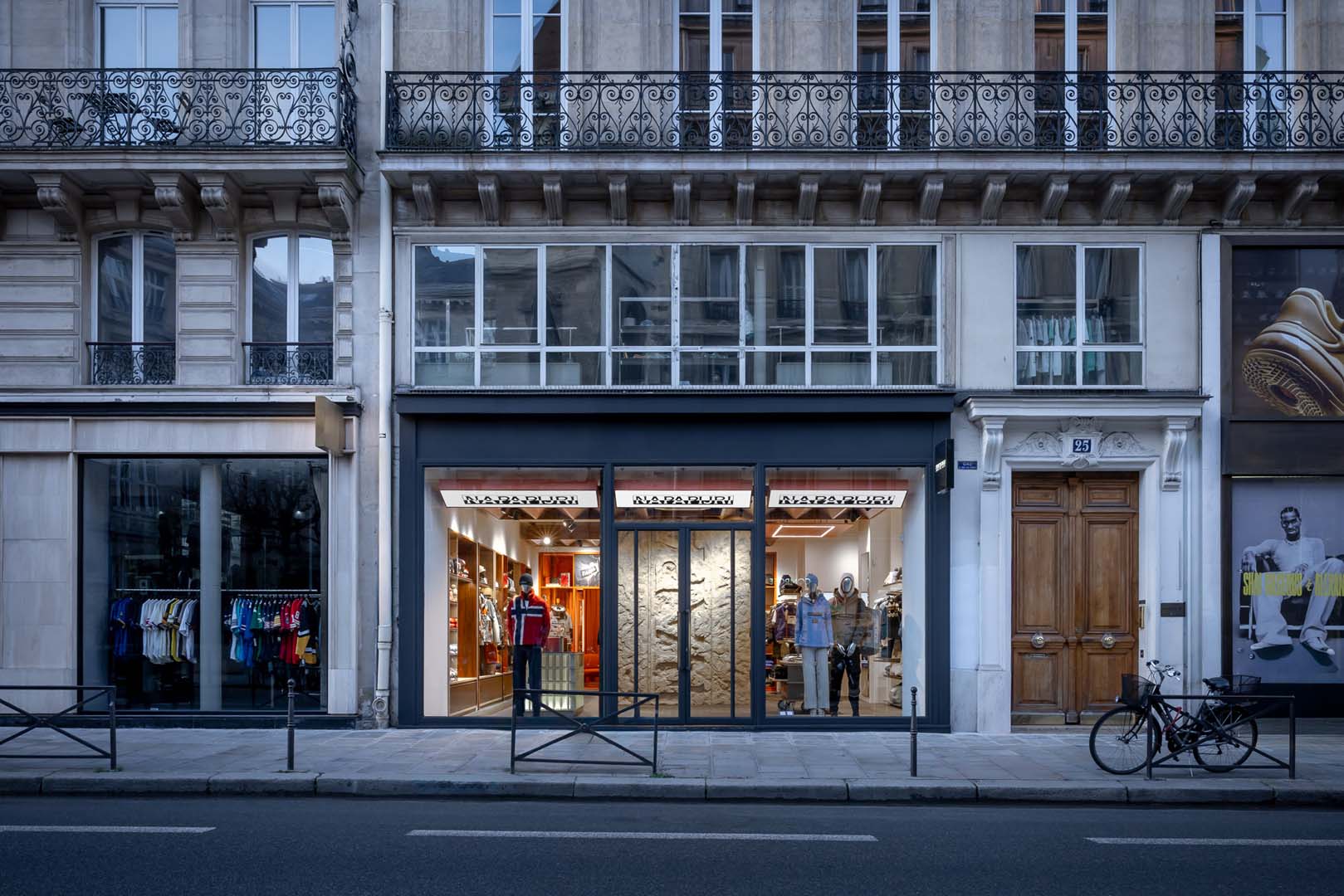 Napapijri Paris Flagship by Vudafieri-Saverino Partners