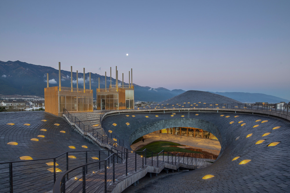 Yangliping Performing Arts Center by Studio Zhu-Pei