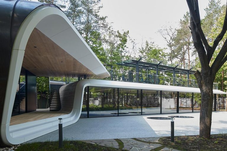 ATRIUM Designs a Garage as a Car Gallery