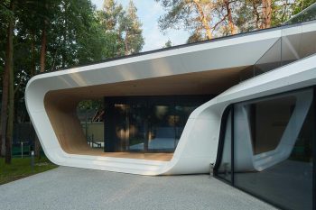 ATRIUM Designs a Garage as a Car Gallery