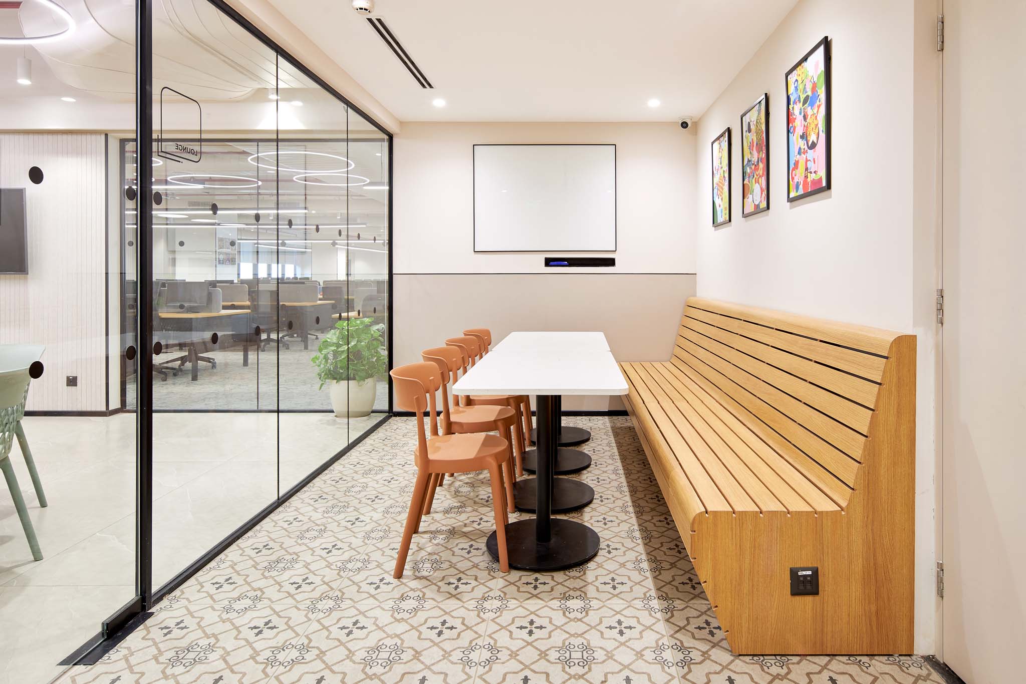 Vinove Office by Studiokon Ventures