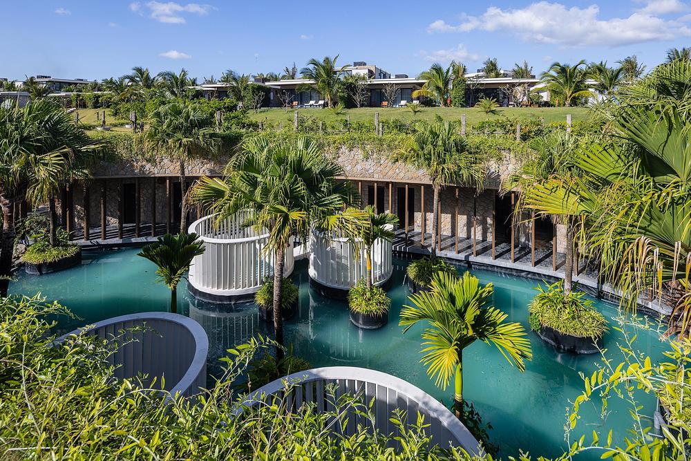 Hidden Spa Blends into Vietnam's Coastal Dunes
