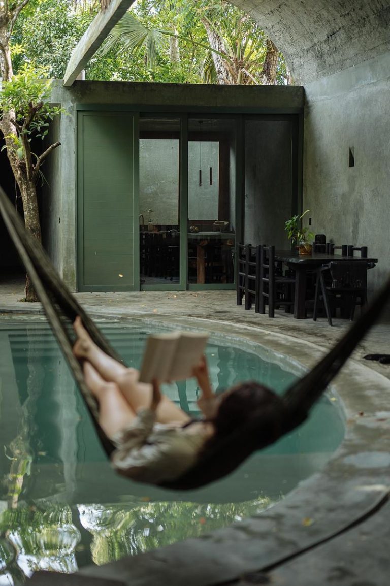 Casa Gruta: A Home Inspired by Yucatan Cenotes
