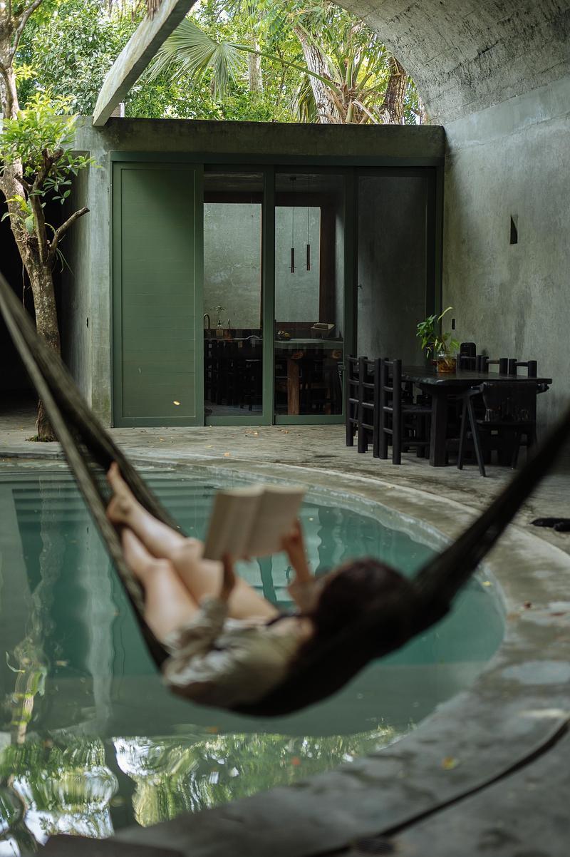 Casa Gruta: A Home Inspired by Yucatan Cenotes