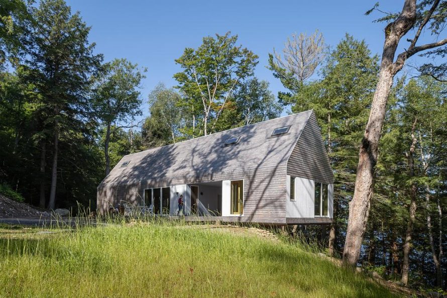 DogTrot Magnetawan: A Prefab Passive House in Ontario